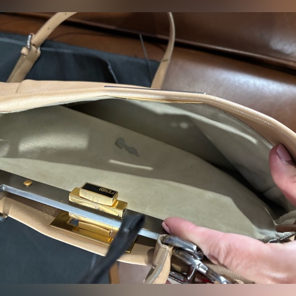 Fendi Peekaboo Medium Handbag with Strap & Dustbag - Picture 11 of 16